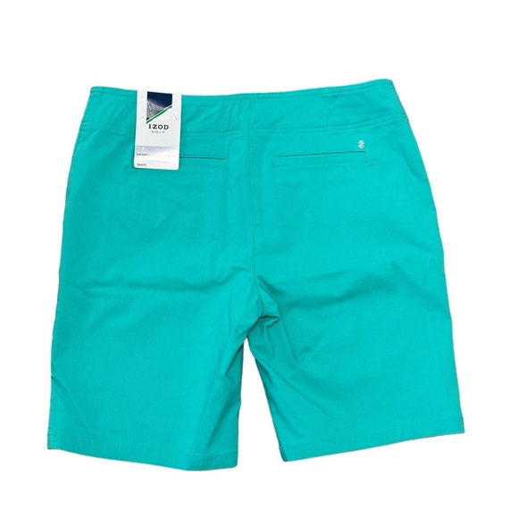 Women’s IZOD Golf 8 Medium Shorts Chino Khakis Mint Bermuda Stretch Sun Control - Picture 4 of 10